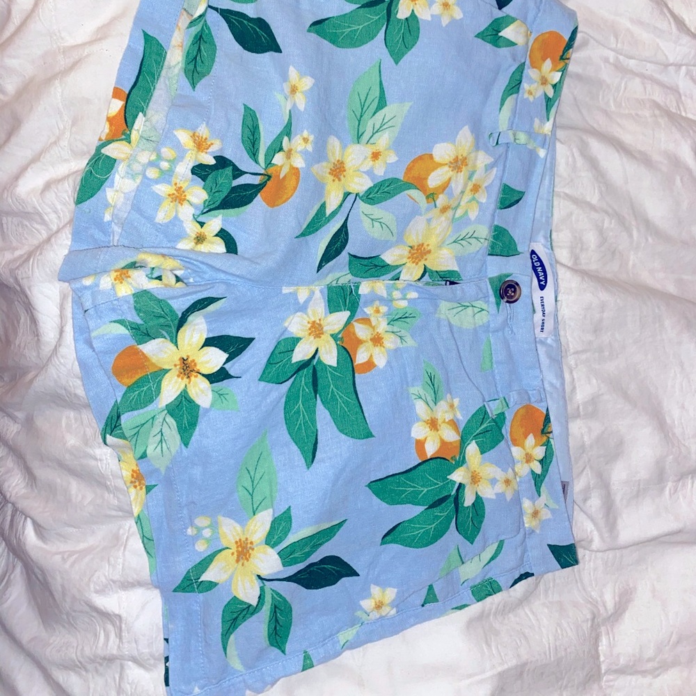 shorts - Picture 2 of 2